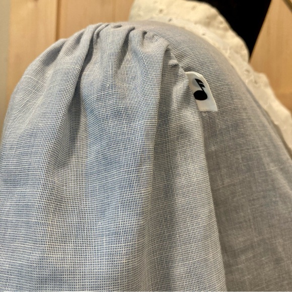 Vintage Blouse Light Blue with White Eyelet Trim and Puffy Shoulders - Picture 8 of 14